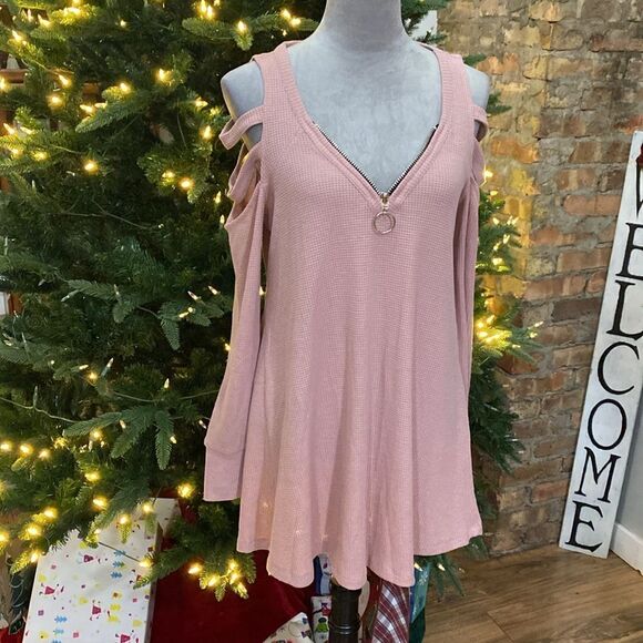 Pink Cold Shoulder waffle material dress with Zipper Detail - Picture 5 of 5